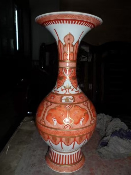 红彩描金棒槌瓶 · 陕西老板定制